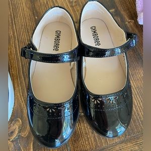 Gymboree Mary Janes Size 9